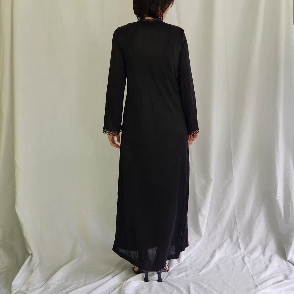 70s/80s Black Nylon‎ Robe - Picture 3 of 6